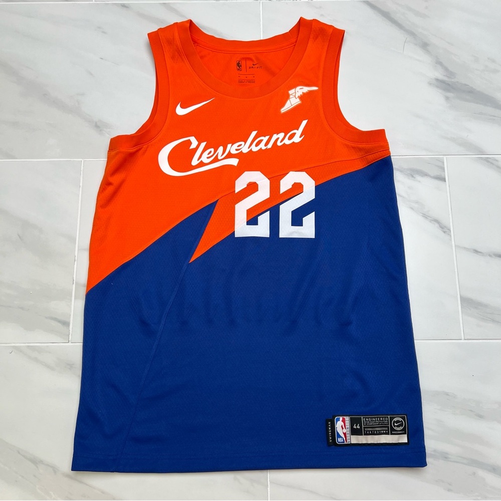 Nike Men’s Cleveland Cavaliers Larry Nance Jr. #22 City Edition Jersey size 44 M